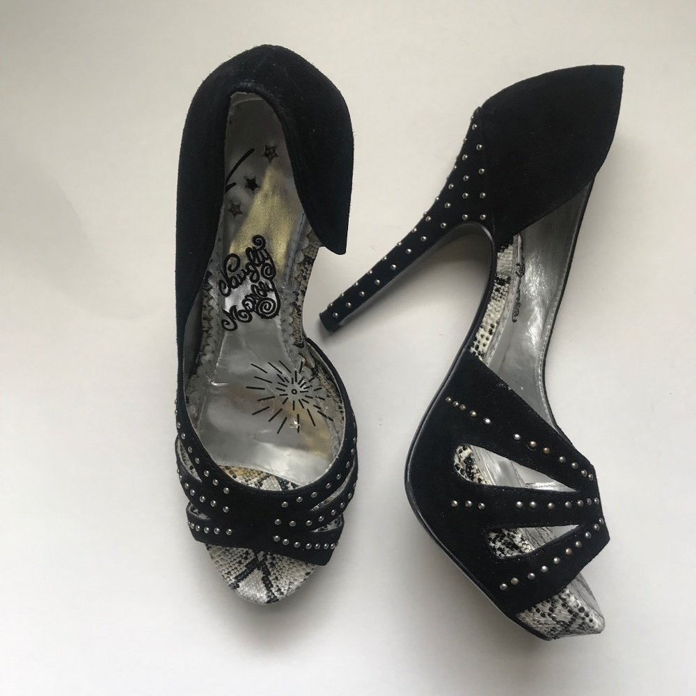 NWT Carlos Santana Naughty Monkey Fiesta Peep Toe Heels. Black. 8 1/2 Medium